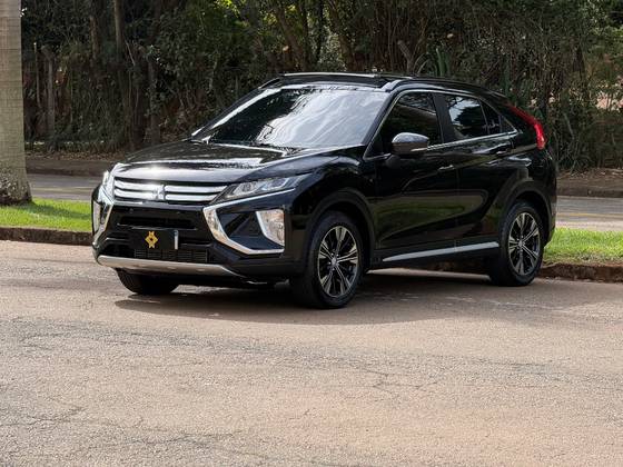 MITSUBISHI ECLIPSE CROSS 1.5 MIVEC TURBO GASOLINA HPE-S AWD CVT MITSUBISHI ECLIPSE CROSS 1.5 MIVEC TURBO GASOLINA HPE-S AWD CVT